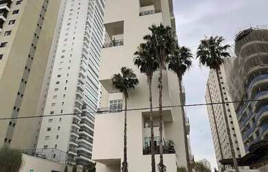 Imagem: O apartamento possui 1 Dormitório, 2 Banheiros, 1 Vaga na garagem