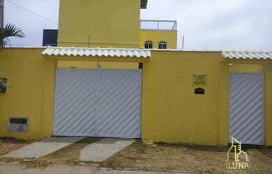 Imagem: A casa possui 3 Dormitórios, 4 Banheiros, 2 Vagas na garagem