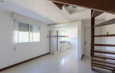 Imagem: O apartamento na cobertura possui 2 Dormitórios, 1 Banheiro