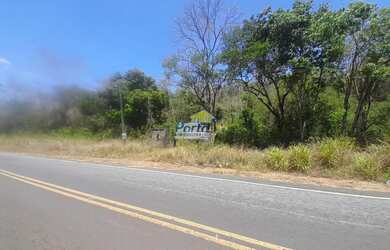 Imagem: O terreno possui 67613m² de Área e está localizado em Centro
