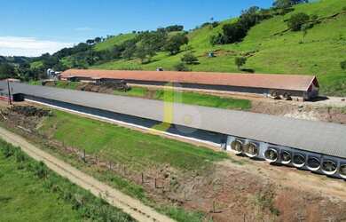 Imagem: A chácara possui 20.000m² de Área, Imóvel novo e está