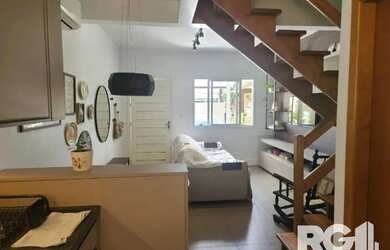 Imagem: A casa possui 2 Dormitórios, 2 Banheiros, 82m² de Área, Imóvel