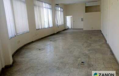 Imagem: O depósito possui 350m² de Área e está localizado em Centro