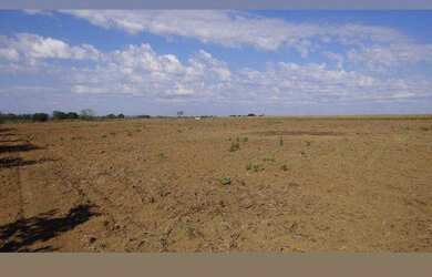 Imagem 2: Fazenda á 100km de Cuiabá à venda, 9700000 m² por R$ 15.000.000 -...