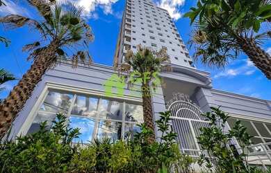 Imagem: O apartamento possui 4 Dormitórios, 5 Banheiros, 3 Vagas na