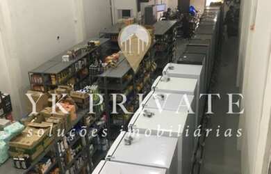 Imagem 10: Galpão de 250m² com 2 mezaninos, 5 banheiros, vestiário e copa