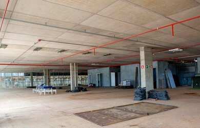 Imagem 2: MAGNIFICO PRÉDIO, alto padrão, corporativo, novo, 4 elevadores, 2 pisos...