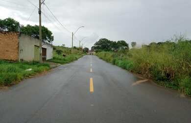 Imagem 2: Lote 360,00m² Laterais muradas, Asfalto e Agua Jardim Ipanema