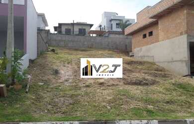 Imagem: O terreno possui 300m² de Área e está localizado em Pinheirinho