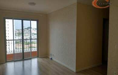 Imagem: O apartamento possui 3 Dormitórios, 1 Banheiro, 1 Vaga na garagem