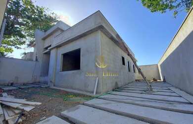 Imagem: A casa possui 3 Dormitórios, 5 Banheiros, 2 Vagas na garagem