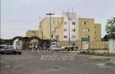 Imagem: O apartamento possui 3 Dormitórios, 1 Banheiro, 1 Vaga na garagem