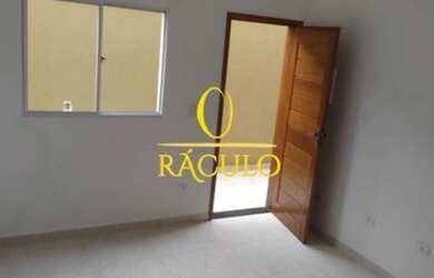 Imagem: A casa possui 2 Dormitórios, 1 Banheiro, 1 Vaga na garagem