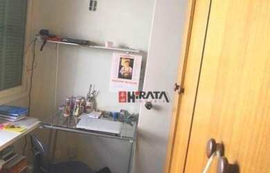 Imagem: A casa possui 3 Dormitórios, 4 Banheiros, 2 Vagas na garagem