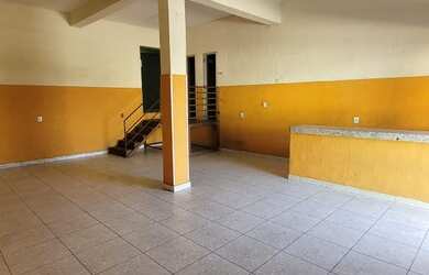 Imagem 4: Ponto comercial/Loja/Box para aluguel possui 100 metros quadrados