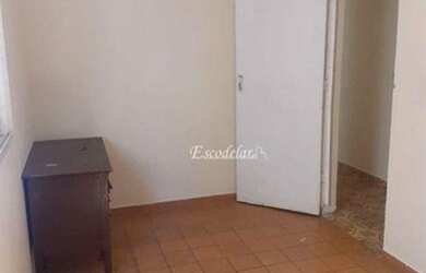 Imagem: A casa possui 3 Dormitórios, 2 Banheiros, 1 Vaga na garagem