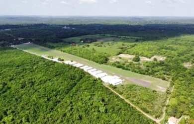 Imagem: A fazenda possui 999m² de Área, Ar-condicionado e está localizado