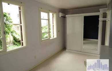 Imagem 3: Villarinho Imóveis vende apartamento, por R$ 265.000,01- Bom Fim - Porto...