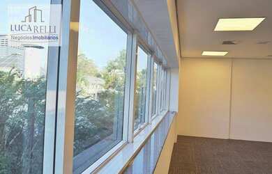 Imagem: O depósito possui 1 Vaga na garagem e 49m² de Área e está