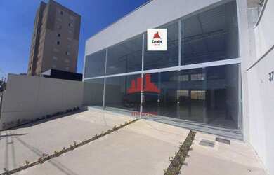 Imagem: O depósito possui 4 Vagas na garagem, 200m² de Área e está