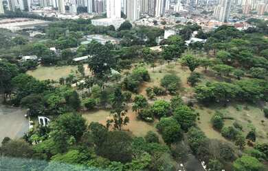 Imagem: O apartamento possui 4 Dormitórios, 5 Banheiros, 5 Vagas na