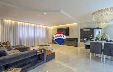 Imagem: A casa em condomínio possui 4 Dormitórios, 5 Banheiros, 5