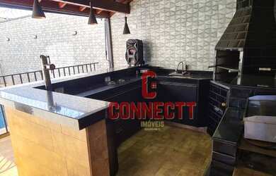 Imagem: A casa à venda possui 4 Dormitórios, 3 Banheiros, 4 Vagas