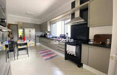 Imagem 7: Casa estilo sobrado alto padrão com 4 suítes à venda, 650m² por R$ 2.500.000 - Cidade Jard