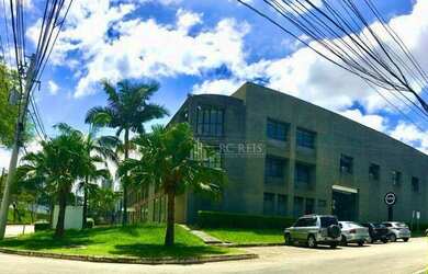 Imagem: O depósito possui 5 Vagas na garagem, 1.900m² de Área e