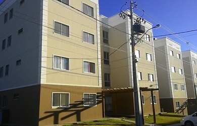 Imagem: O apartamento possui 2 Dormitórios, 1 Banheiro, 1 Vaga na garagem