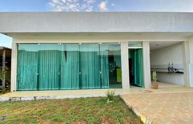 Imagem: A casa em condomínio possui 2 Dormitórios, 1 Banheiro, 110m²