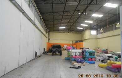 Imagem: O depósito possui 750m² de Área e está localizado em Santa