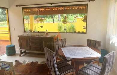 Imagem: A casa em condomínio possui 3 Dormitórios, 3 Banheiros, 2