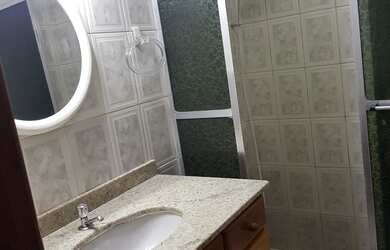 Imagem: A casa possui 2 Dormitórios, 1 Banheiro e está localizado