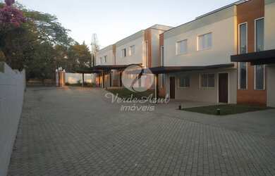 Imagem: A casa em condomínio possui 2 Dormitórios, 2 Banheiros, 1