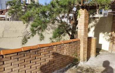 Imagem: A casa possui 2 Dormitórios, 1 Banheiro, 67m² de Área e