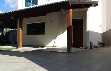 Imagem: A casa em condomínio possui 5 Dormitórios, 2 Banheiros, 3