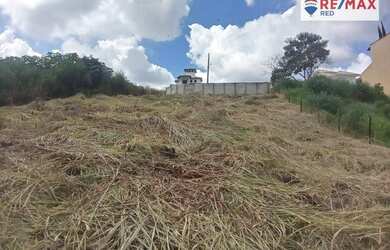 Imagem: O terreno possui 470m² de Área e está localizado em Recanto