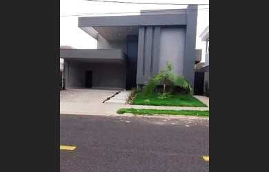 Imagem: A casa em condomínio possui 4 Dormitórios, 5 Banheiros, 4