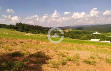 Imagem: O terreno à venda possui e está localizado em Loteamento