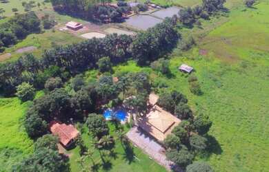 Imagem: A fazenda e está localizado em Centro, Trindade à venda por