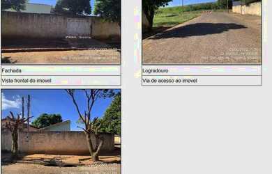 Imagem: A casa possui 1 Dormitório, 1 Banheiro, 2 Vagas na garagem