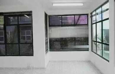 Imagem: O depósito possui 32m² de Área e está localizado em Barueri