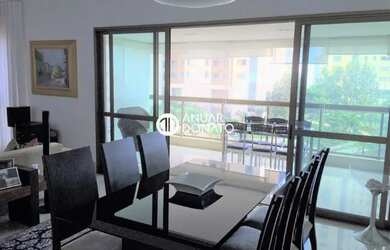 Imagem: O apartamento possui 4 Dormitórios, 4 Banheiros, 4 Vagas na