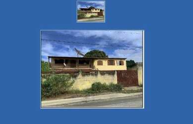 Imagem: A casa possui 5 Dormitórios, 2 Banheiros, 261m² de Área e