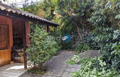 Imagem 2: Casa no Itanhangá. Churrasqueira, 253m² de Área, 2 Vagas na garageme4...