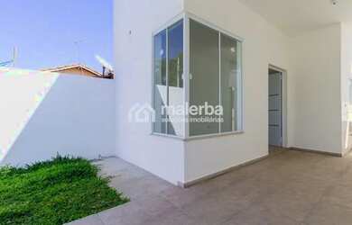 Imagem: A casa possui 2 Dormitórios, 1 Banheiro, 2 Vagas na garagem