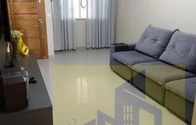 Imagem: A casa possui 3 Dormitórios, 3 Banheiros, 2 Vagas na garagem