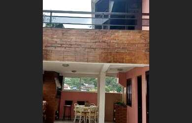 Imagem 4: Vendo sobrado. 90m² de Área, 2 Vagas na garageme3 Dormitórios