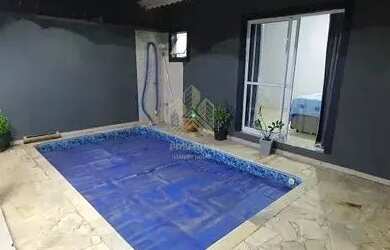 Imagem: A casa possui 2 Dormitórios, 3 Banheiros, 175m² de Área e